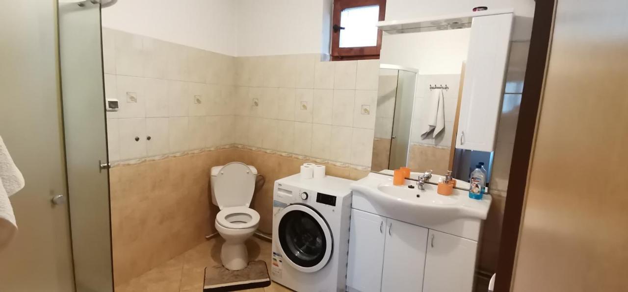 Hotel Casa Sara Săcele Esterno foto